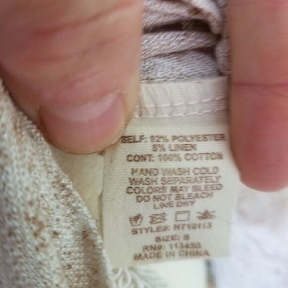 Hycu Long Sleeve Top NWOT.    A-30.   A3020 - Picture 5 of 7